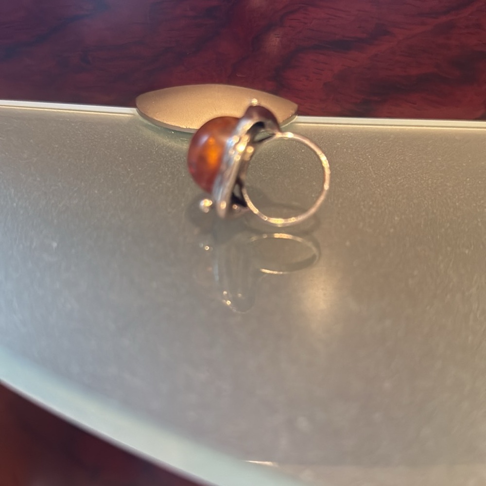 Silver amber ring - Picture 3 of 3